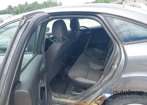 2013 Ford Focus Se из США, поврежденный, VIN 1FADP3F27DL224433